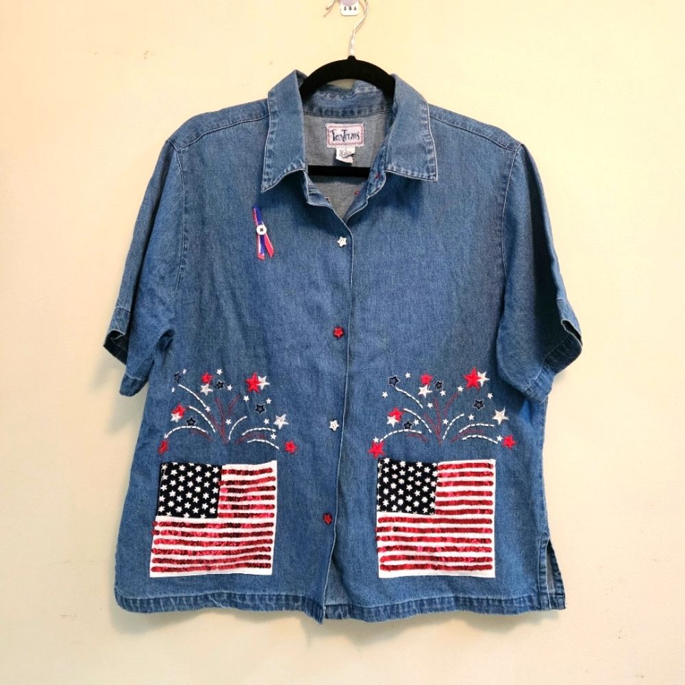 Tantrums Vintage Jean Shirt Women L Flags Sequins Patriotic Design Button Front